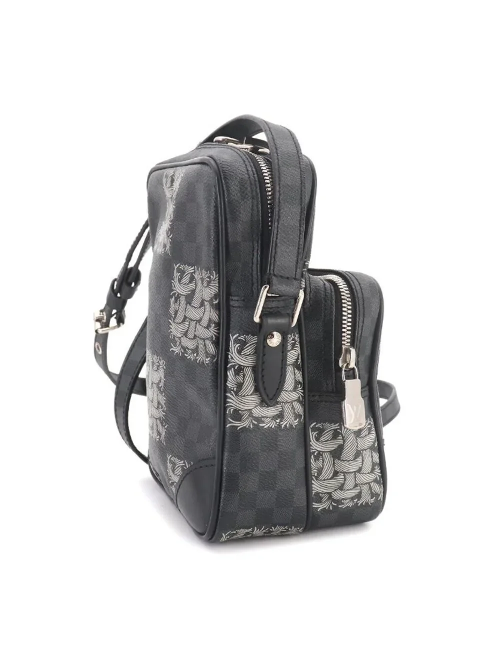 Louis Vuitton Damier Graphite Christopher Nemes Amazon Shoulder Bag